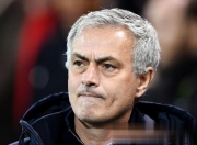 关于土媒集体传递穆里尼奥的不满，欧冠报名剩10天，的信息