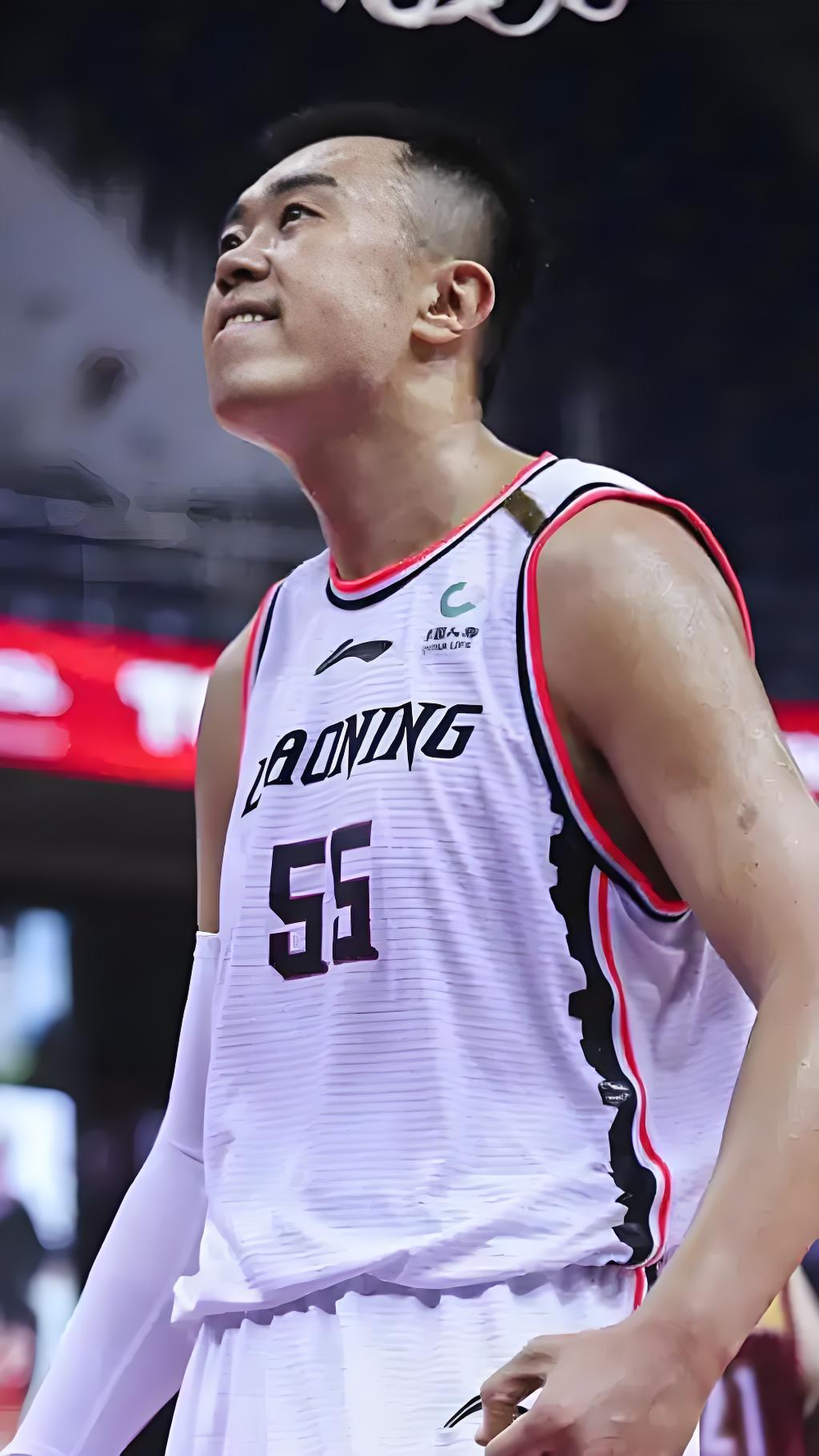 关于前深圳男篮中锋赵义明加盟湖北男篮，出战NBL联赛的信息